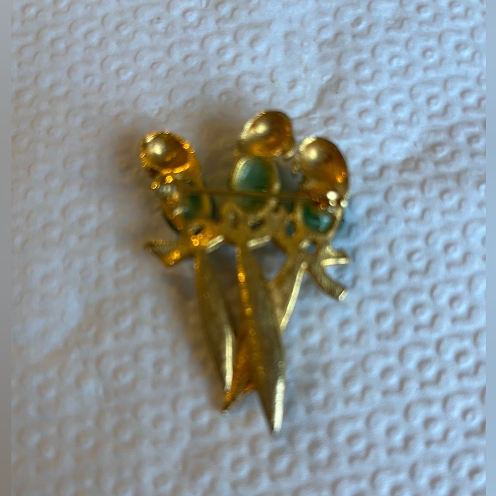 Parrot Sweater Pin - Picture 3 of 3